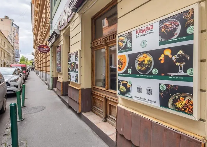 Ultra - New - Ac شقة *