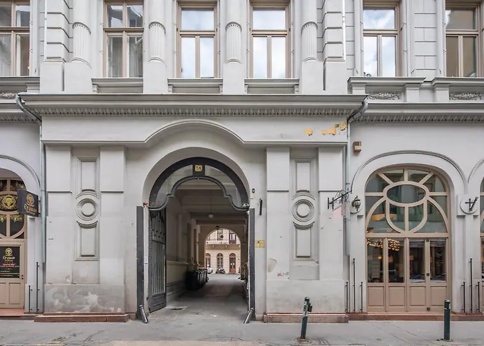 Ultra - New - Ac شقة بودابست