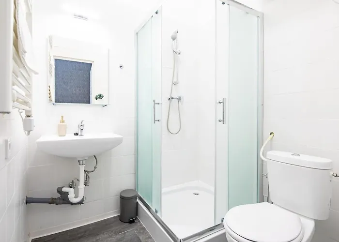 Ultra - New - Ac شقة *